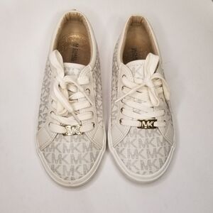 Michael Kors White With Gray Lettering And Gold Accent Sneakers GUC Girls Size 3